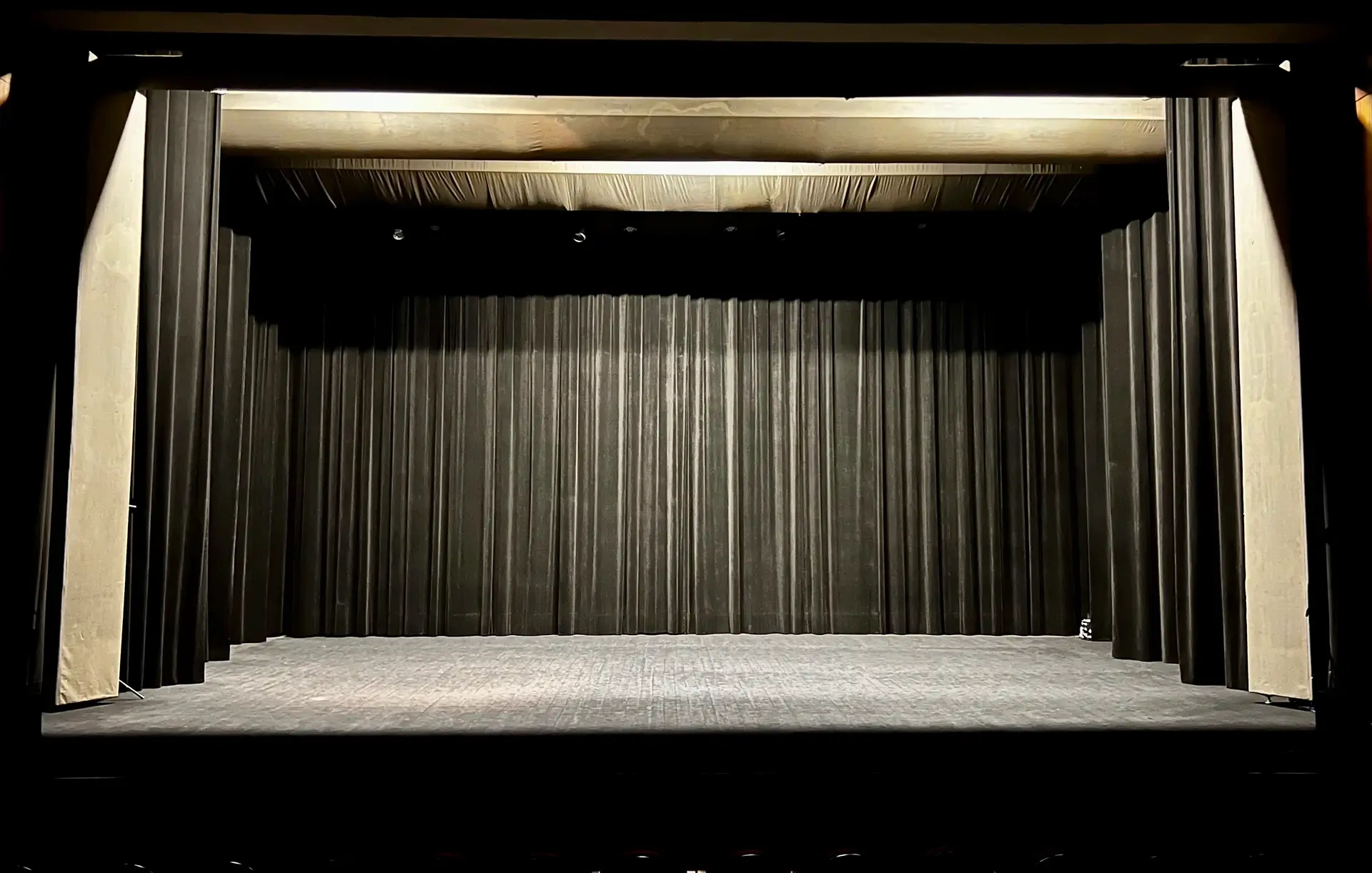 Czechowice-Dziedzice, Miejski Dom Kultury scena