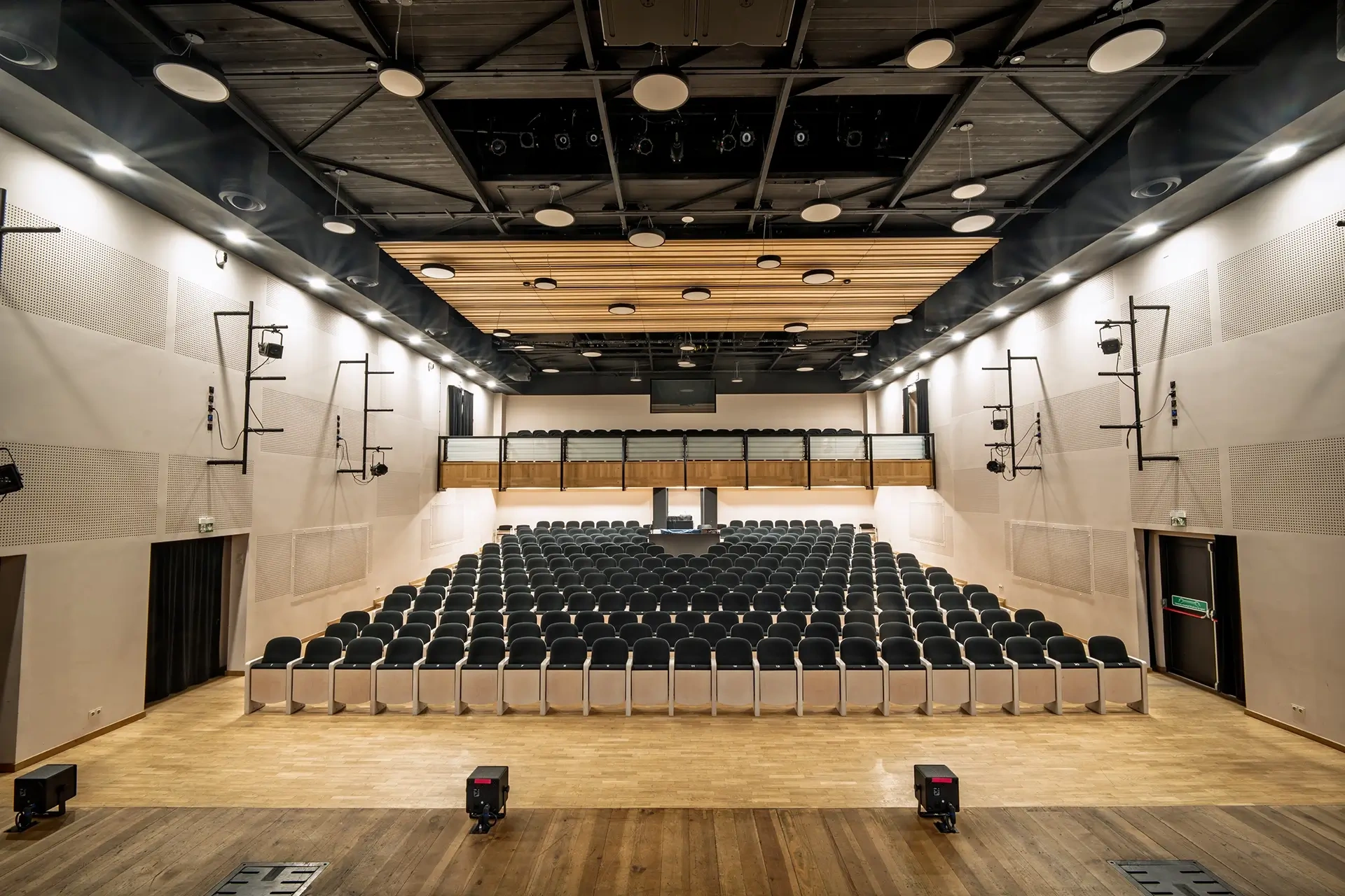 Zamość, Zamojski Dom Kultury scena